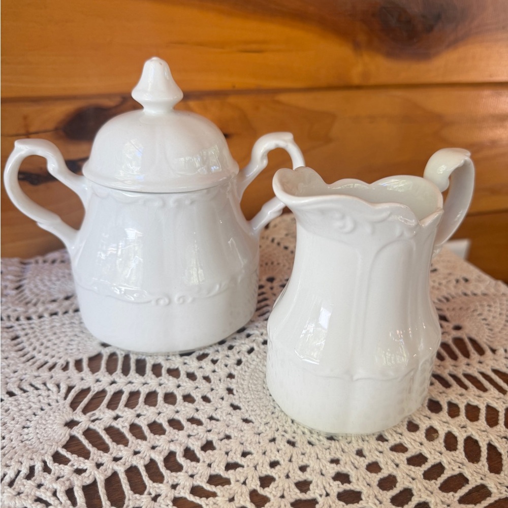 J & G Meakin Ironstone Sugar and Creamer Set